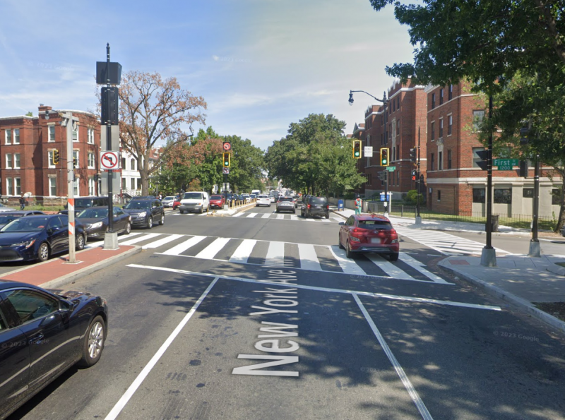 File:Urban road new york ave.png
